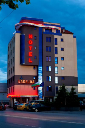 Отель Nadejda Hotel  София